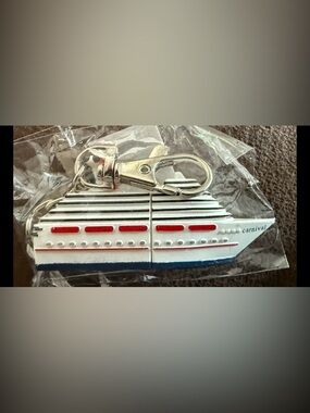 Carnival Cruise Lines USB Thumb Flash Drive Key Chain 8GB Ship NEW